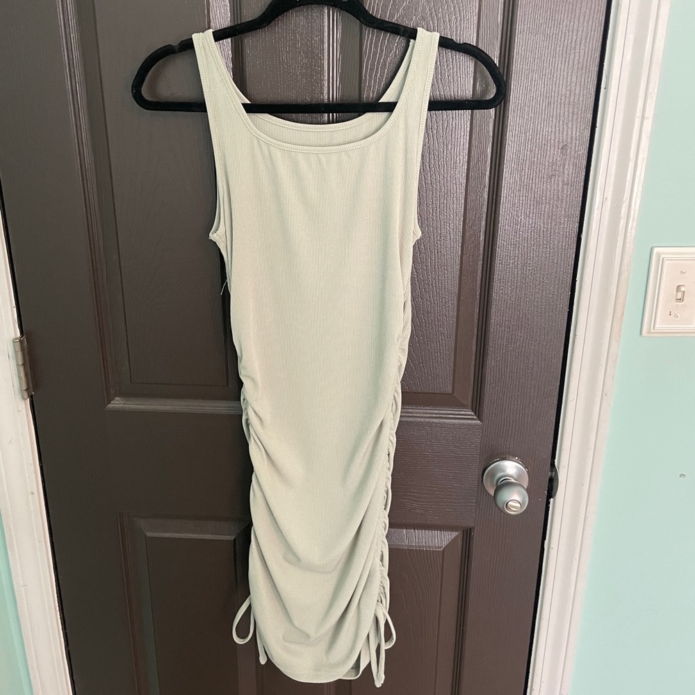 Green dress 💚